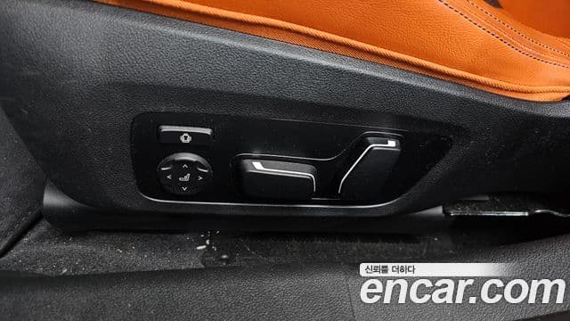 BMW M3 2025 — Photo 16/34