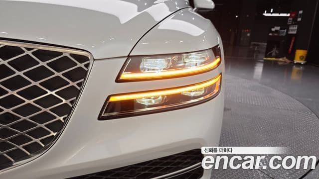 Genesis G80 2023 — Photo 27/33