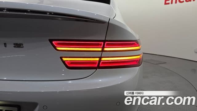 Genesis G80 2023 — Photo 11/33