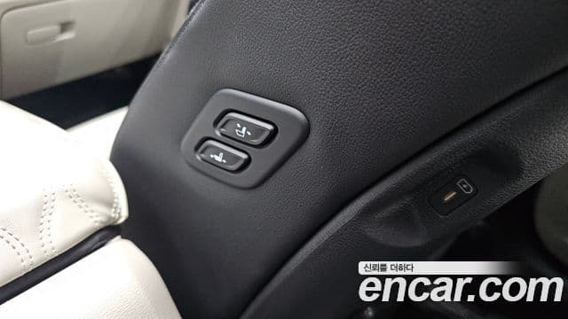 Kia Sportage 2023 — Фото 17/20
