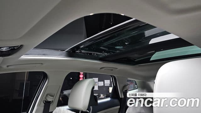 Kia Sportage 2023 — Фото 19/20