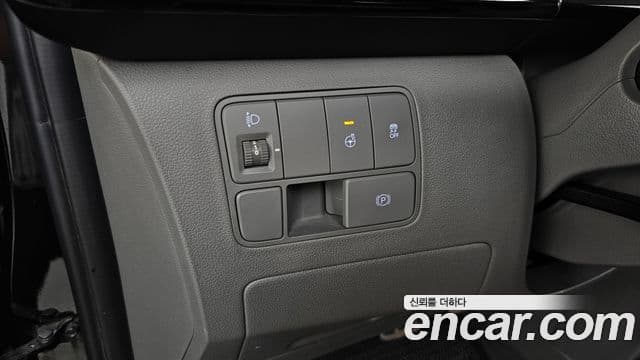 Hyundai Staria 2021 — Şəkil 18/20