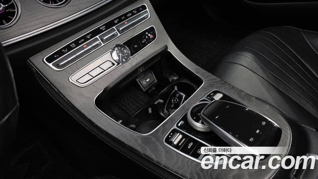 Mercedes-Benz CLS-Class 2019 — ფოტო 17/20