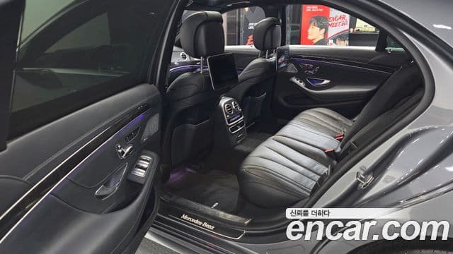 Mercedes-Benz S-Class 2018 — Photo 28/34