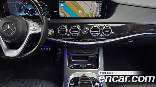Mercedes-Benz S-Class 2018 — Photo 18/34