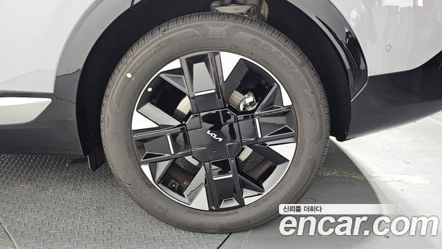 Kia Sportage 2025 — Photo 15/35