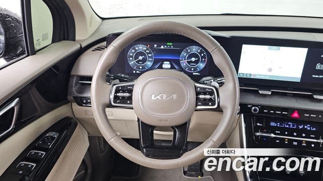 Kia Carnival 2023 — Şəkil 13/20