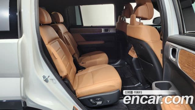 Hyundai Santa Fe 2024 — Şəkil 11/20