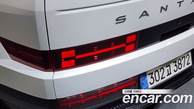 Hyundai Santa Fe 2024 — Şəkil 8/36