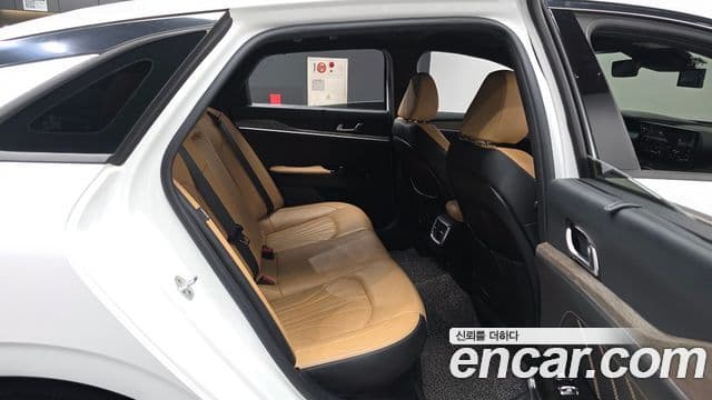 Kia K5 2020 — Şəkil 12/20