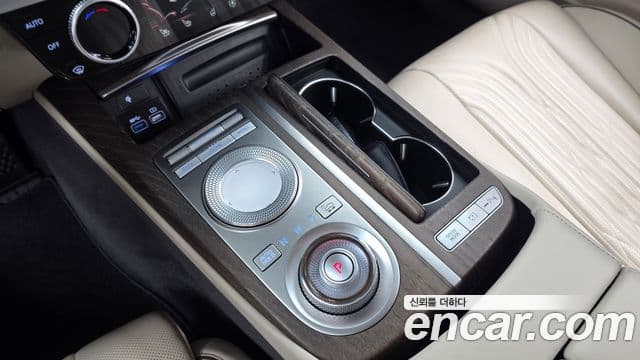 Genesis Electrified G80 2020 — ფოტო 9/20
