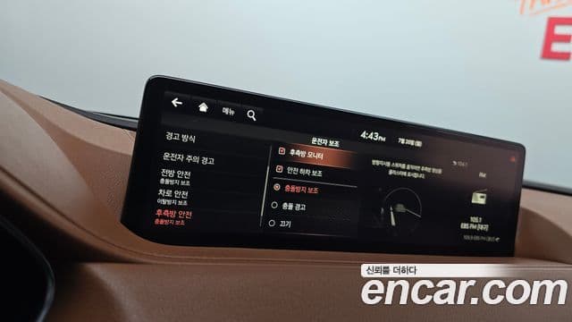 Genesis Electrified G80 2020 — ფოტო 18/20