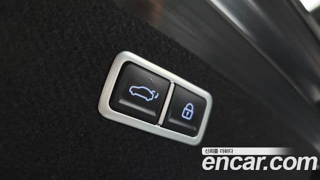 Genesis Electrified G80 2020 — ფოტო 19/20