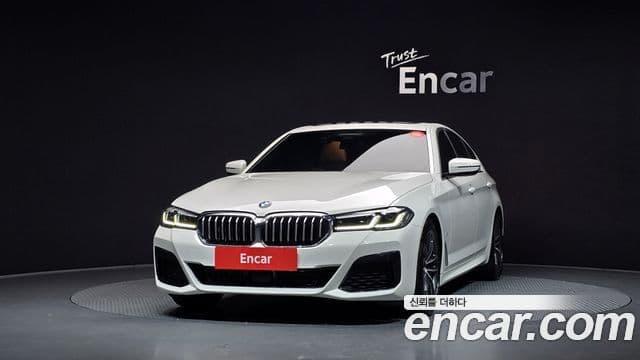 BMW 5 Series 2022 — ფოტო 3/20