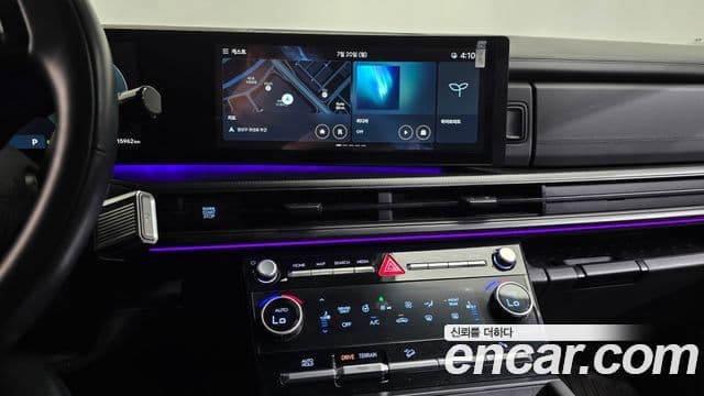 Hyundai Santa Fe 2024 — Şəkil 13/20
