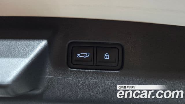 Hyundai Santa Fe 2024 — Şəkil 16/20