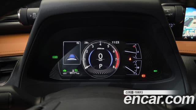 Lexus UX250h 2019 — Şəkil 8/20