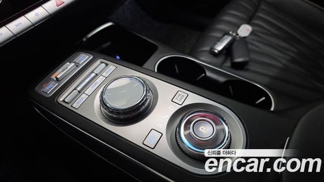Genesis GV70 2021 — Şəkil 9/20