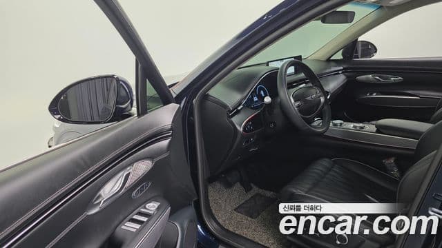 Genesis GV70 2021 — Şəkil 12/20