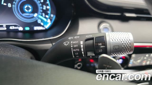 Genesis GV70 2021 — Şəkil 17/20