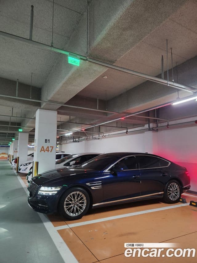 Genesis G80 2020 — Şəkil 12/13