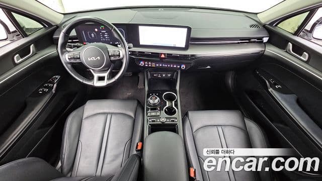 Kia K5 2025 — ფოტო 7/20