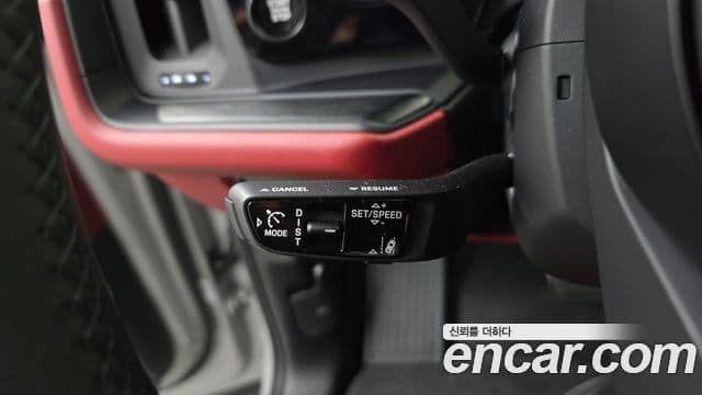 Porsche Cayenne 2025 — Photo 8/33