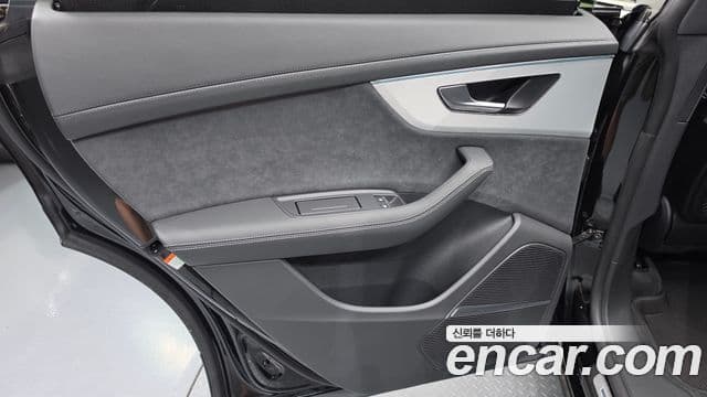 Audi Q8 2026 — Photo 28/31
