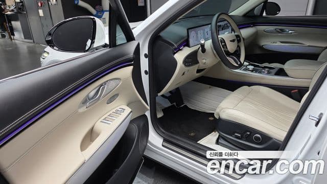Genesis GV70 2025 — Şəkil 10/20