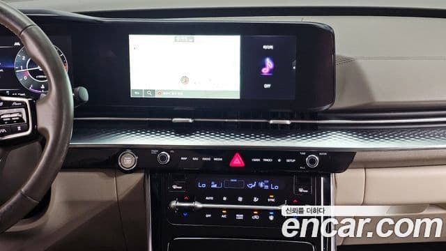 Kia Carnival 2022 — ფოტო 15/20