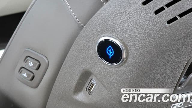 Kia Carnival 2022 — Photo 3/30