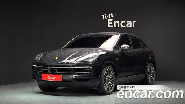 Porsche Cayenne 2023 — Photo 11/20