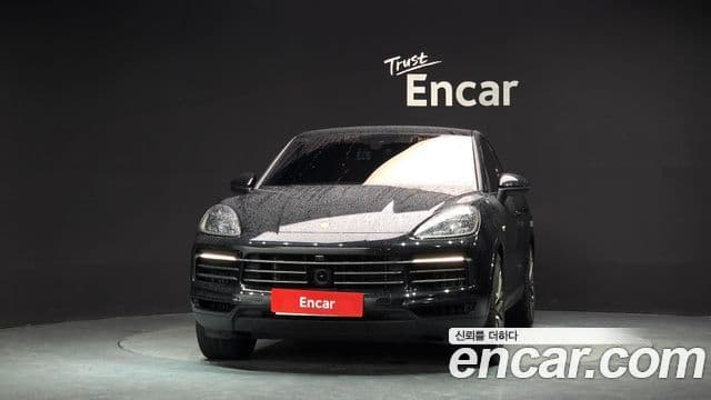 Porsche Cayenne 2023 — Photo 9/20