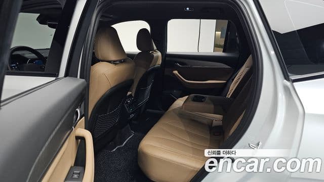 Renault Samsung Grand Koleos 2025 — Photo 27/36