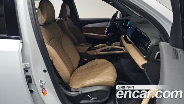 Renault Samsung Grand Koleos 2025 — Photo 21/36