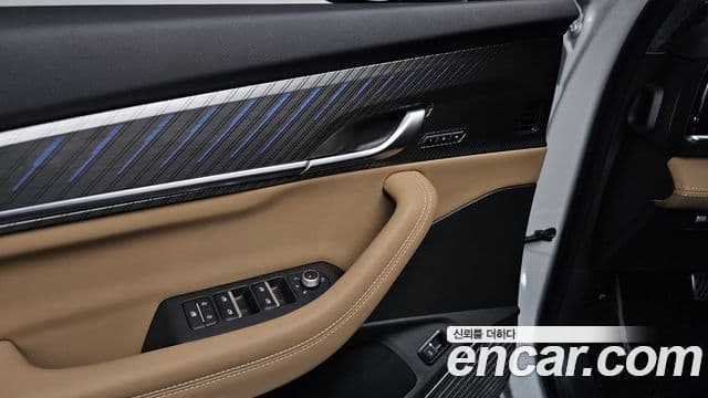 Renault Samsung Grand Koleos 2025 — Photo 12/36