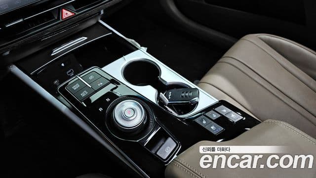 Kia K8 2022 — Şəkil 9/20