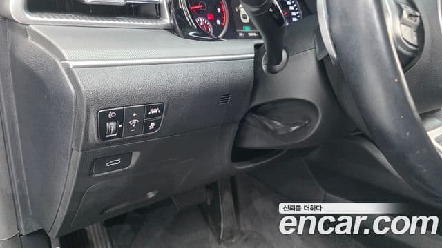 Kia K5 2023 — ფოტო 19/20
