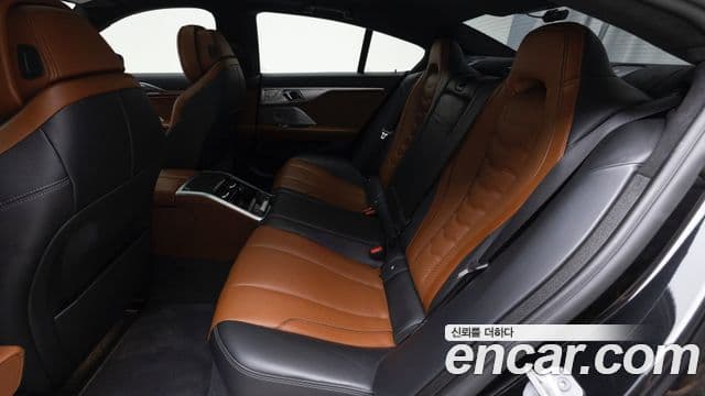 BMW 8 Series 2024 — ფოტო 8/20