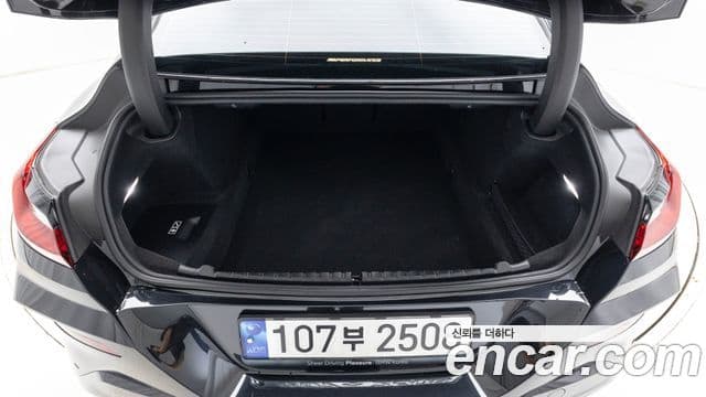 BMW 8 Series 2024 — ფოტო 11/20