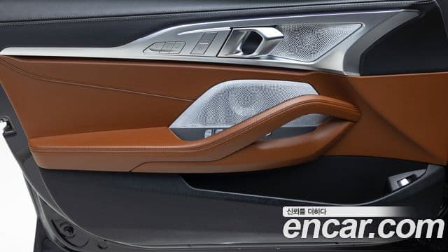 BMW 8 Series 2024 — ფოტო 13/20