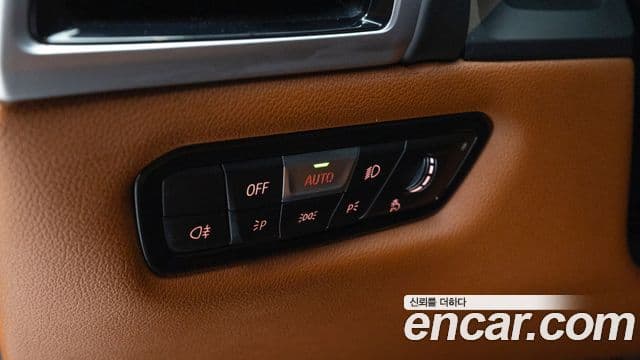 BMW 8 Series 2024 — ფოტო 14/20
