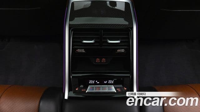 BMW 8 Series 2024 — ფოტო 19/20