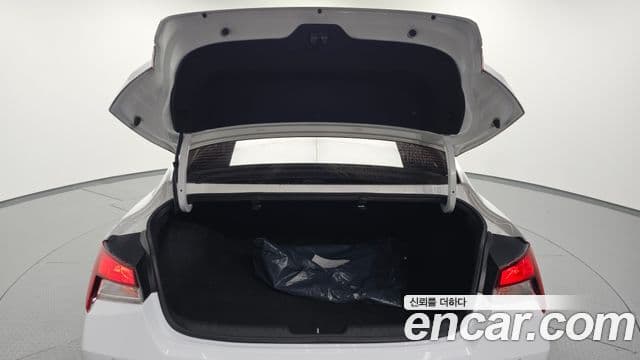Hyundai Avante 2022 — Şəkil 20/20