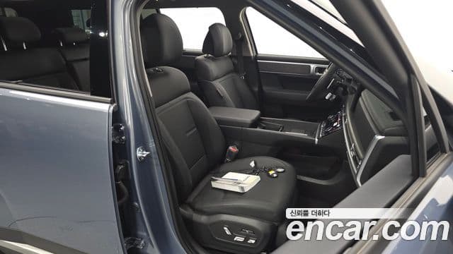 Hyundai Santa Fe 2025 — Şəkil 29/36