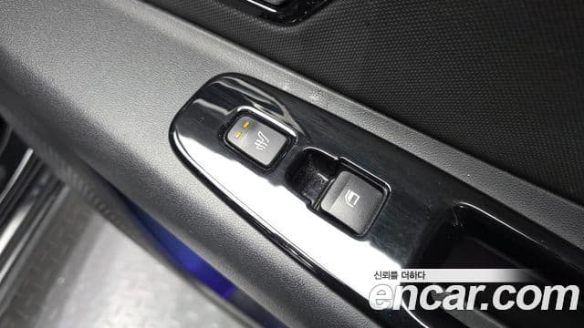 Hyundai Avante 2020 — ფოტო 19/20