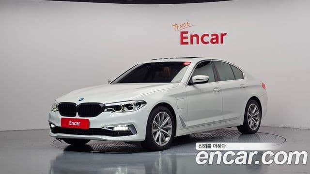 BMW 5 Series 2020 — Şəkil 1/20