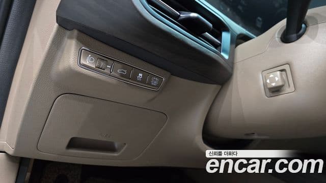 Kia K8 2022 — Şəkil 17/20