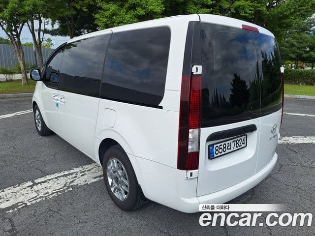Hyundai Staria 2025 — ფოტო 3/20
