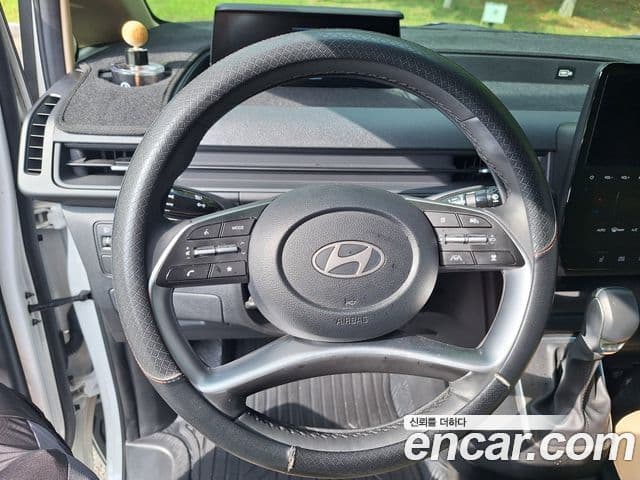 Hyundai Staria 2025 — ფოტო 8/20